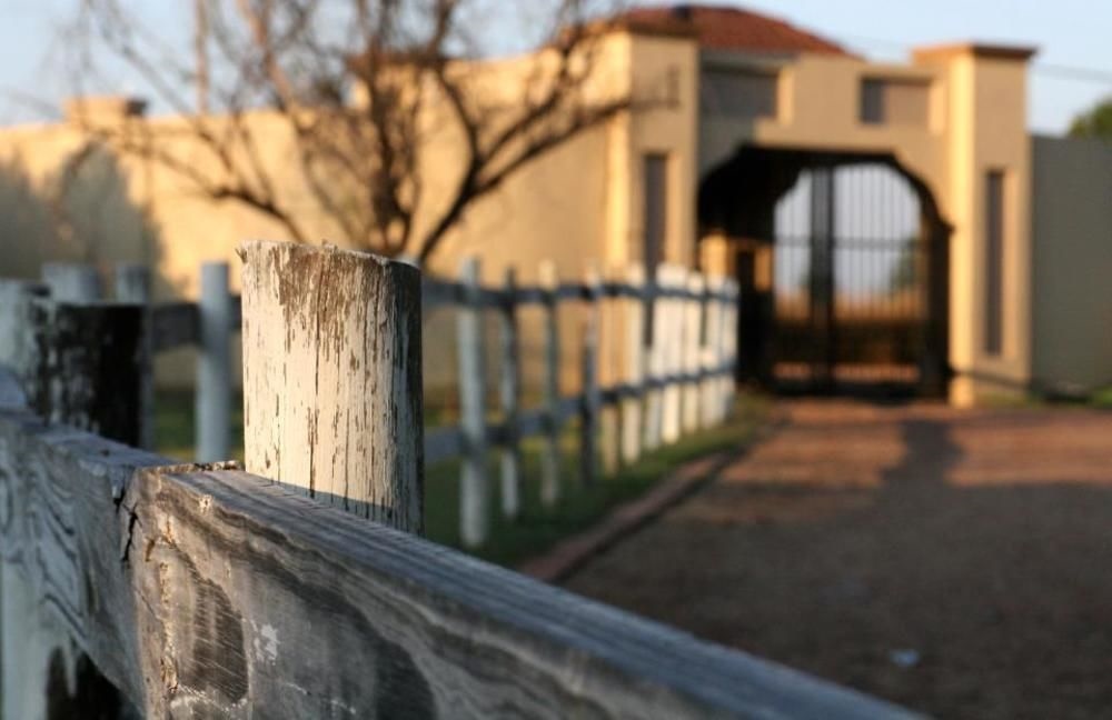 La Vue Guest Lodge And Function Venue