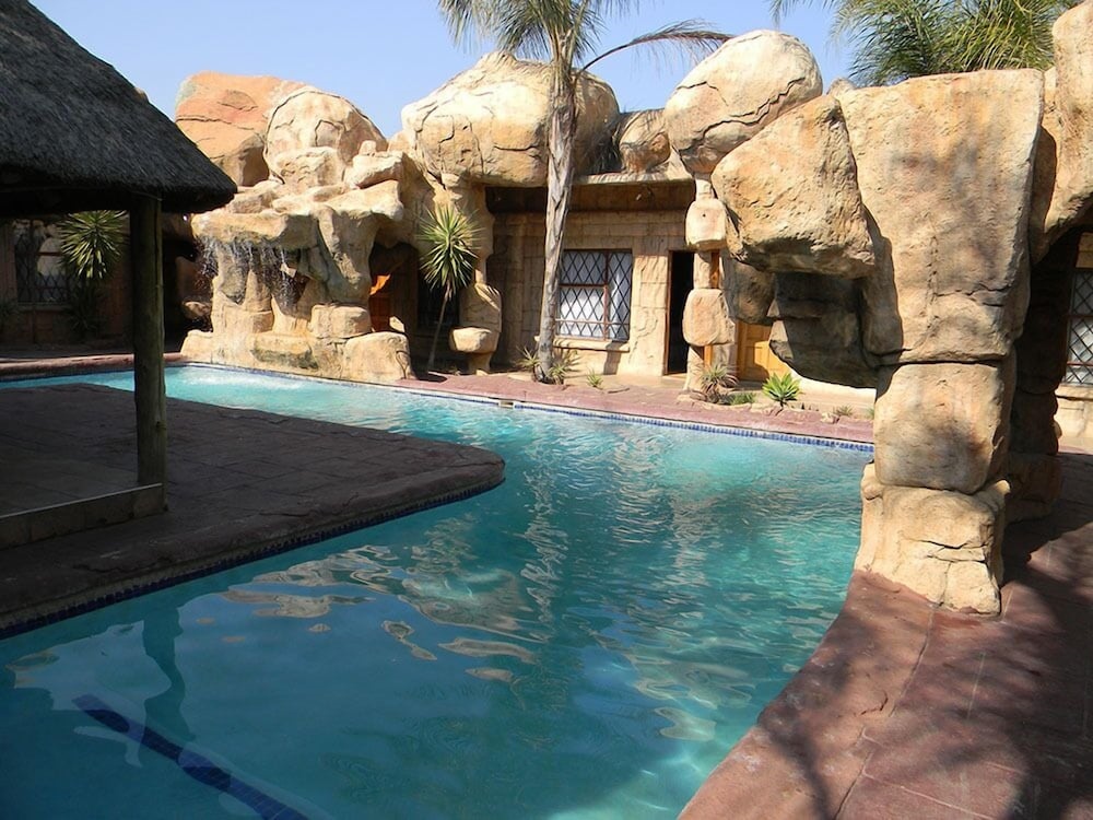 African Cave Lodge