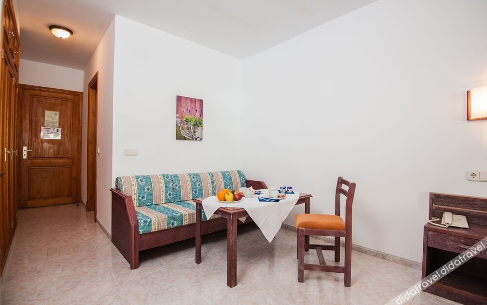 Apartamentos Cala Murada Minigolf