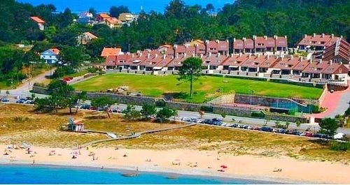 Complejo Turístico Raeiros