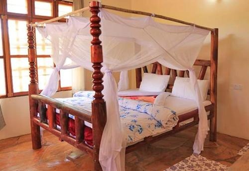 Mikumi Adventure Lodge