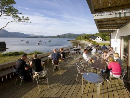 Holly Tree Hotel, Swimming Pool & Hot Tub