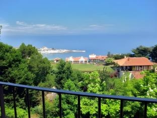 Apartamentos Mar Comillas