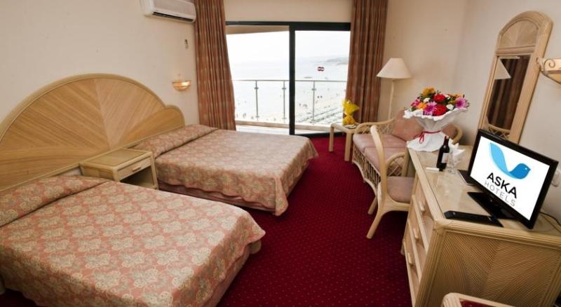 Aska Just In Beach Hotel