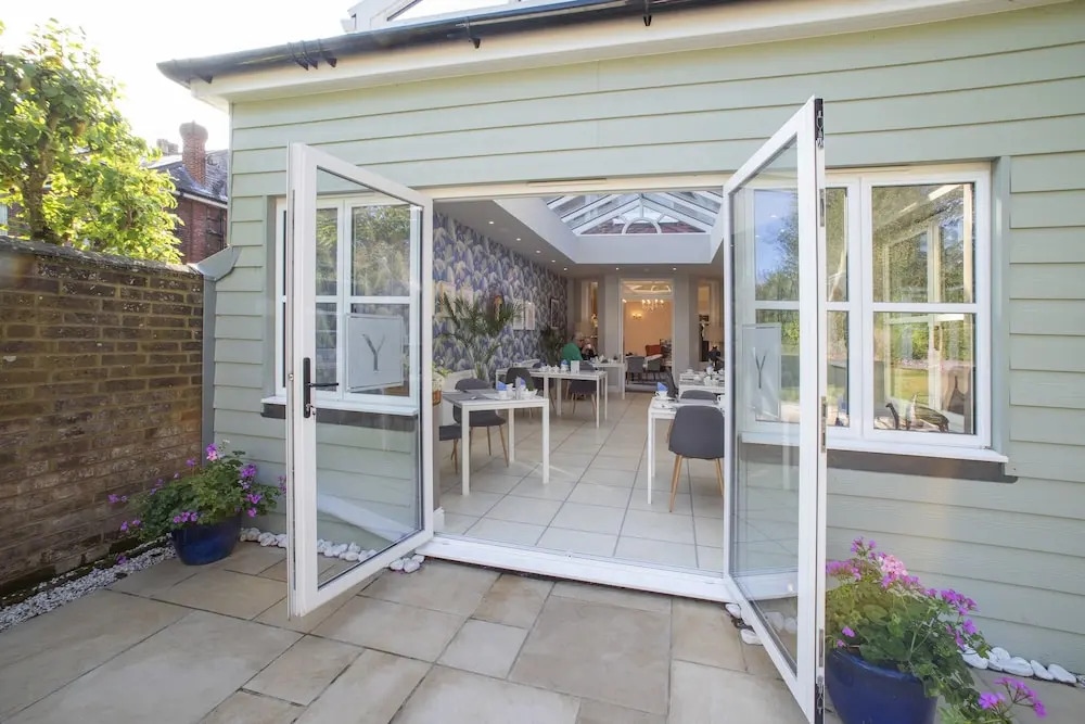 Yorke Lodge Bed & Breakfast