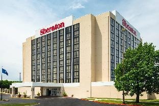Sheraton West Des Moines Hotel