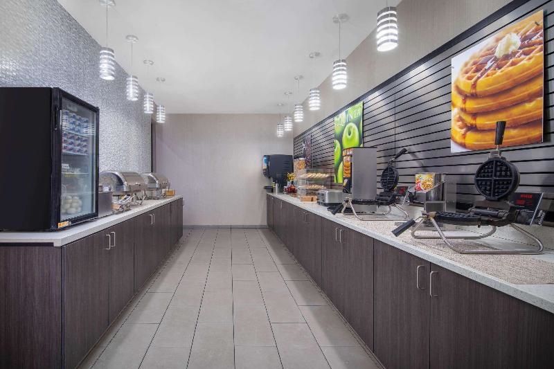 La Quinta Inn & Suites Chattanooga East Ridge