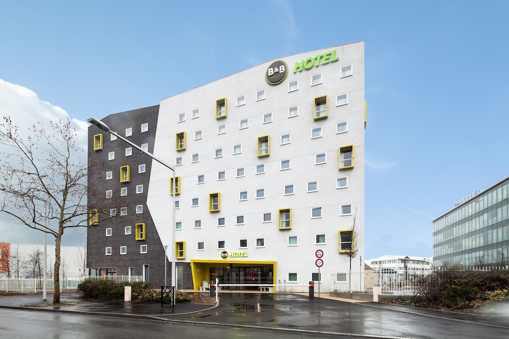 B&B Hotel Nanterre Rueil Malmaison