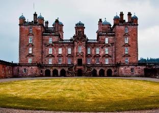 Buccleuch and Queensberry Arms Hotel