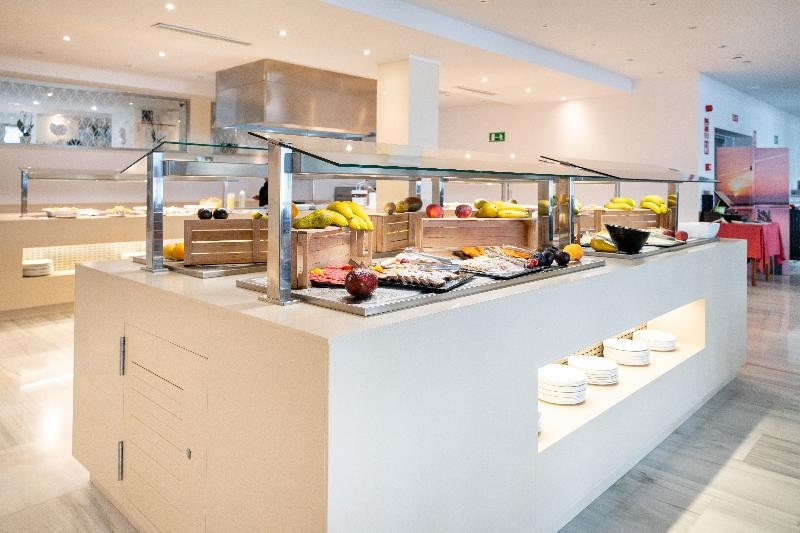 Hotel Seramar Comodoro Playa