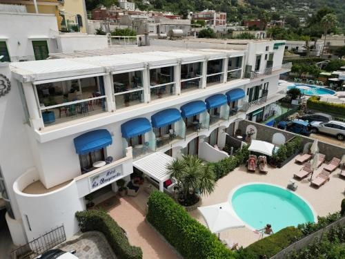 Bougainville Luxury Boutique Hotel