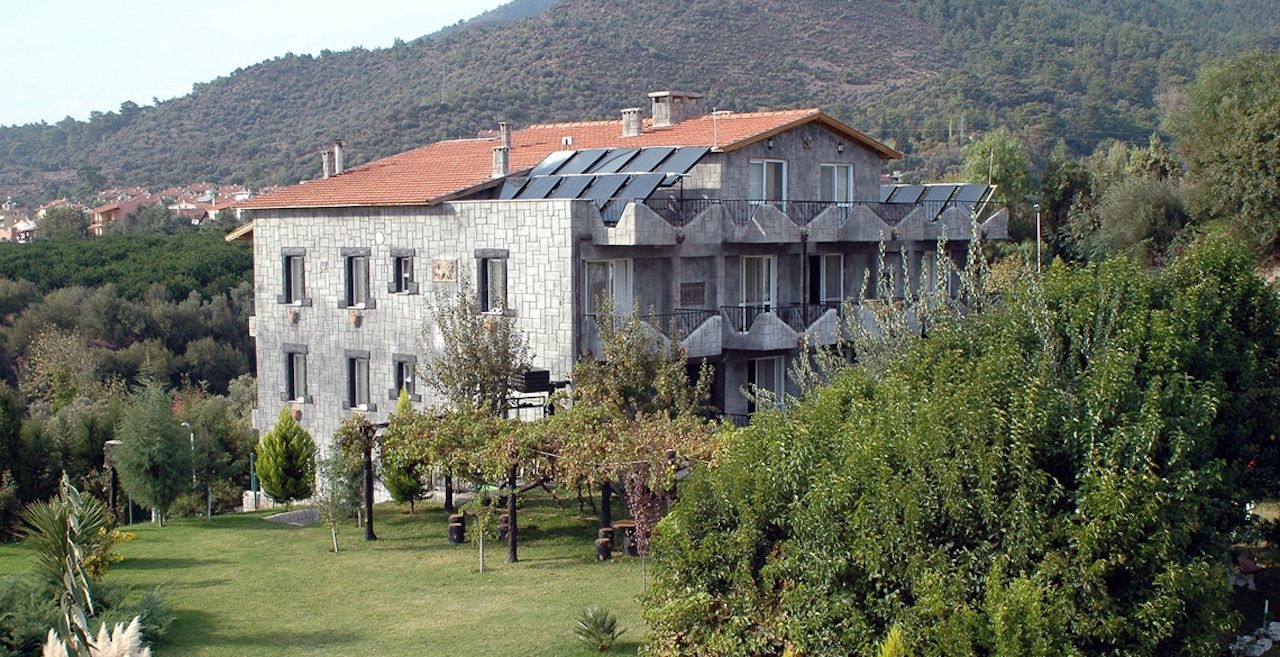 Babylon Gardens Apart Hotel