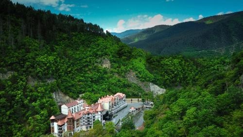 Crowne Plaza Borjomi, An Ihg Hotel