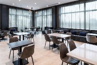 Staybridge Suites Boston Logan Airport - Revere