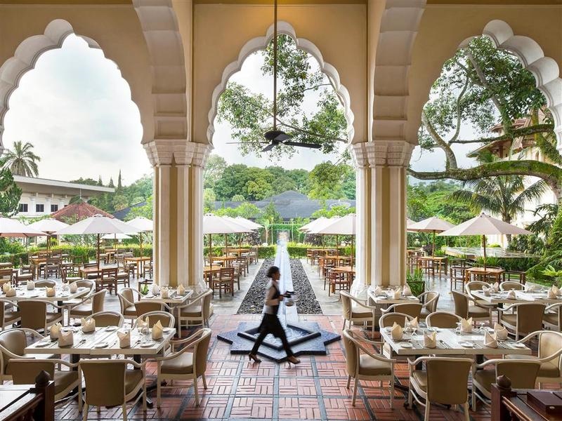 Monopoli Hotel Bukittinggi