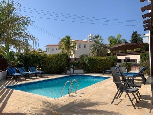 Coral Bay Sunbeam Villa