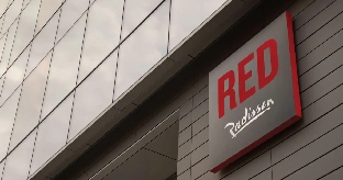 Radisson RED London Gatwick Airport