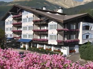 Alpen Hotel Corona