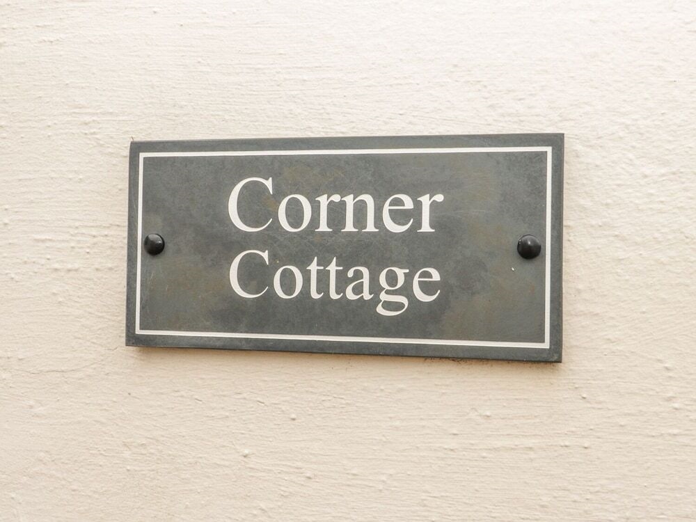Corner Cottage