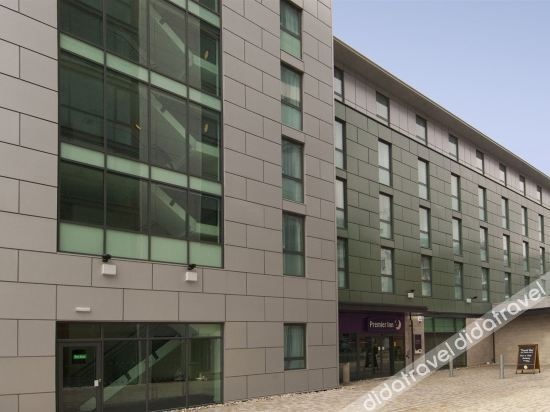 Premier Inn Barnsley Central M1 J37