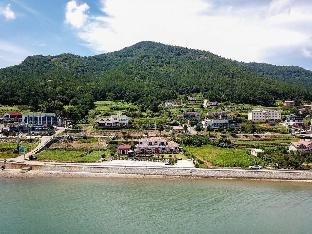 Namhae Il Mare Pension