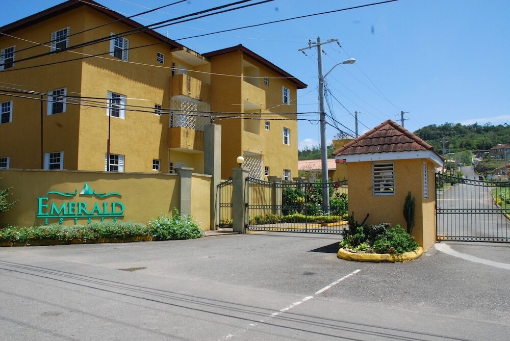 Palm View At The Emerald Estate Gated