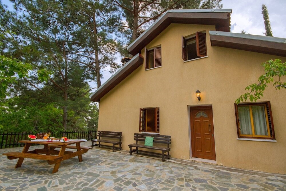 Persephone Cottage Enhance Your Senses