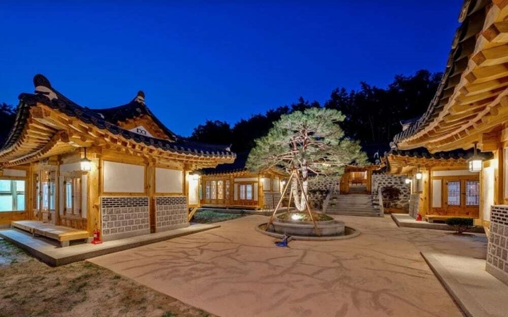 Donghae Hanok Donganjae Pension