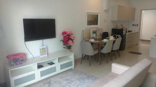 HOLIDAY HOME @ MIDHILLS GENTING (Free WIFI)