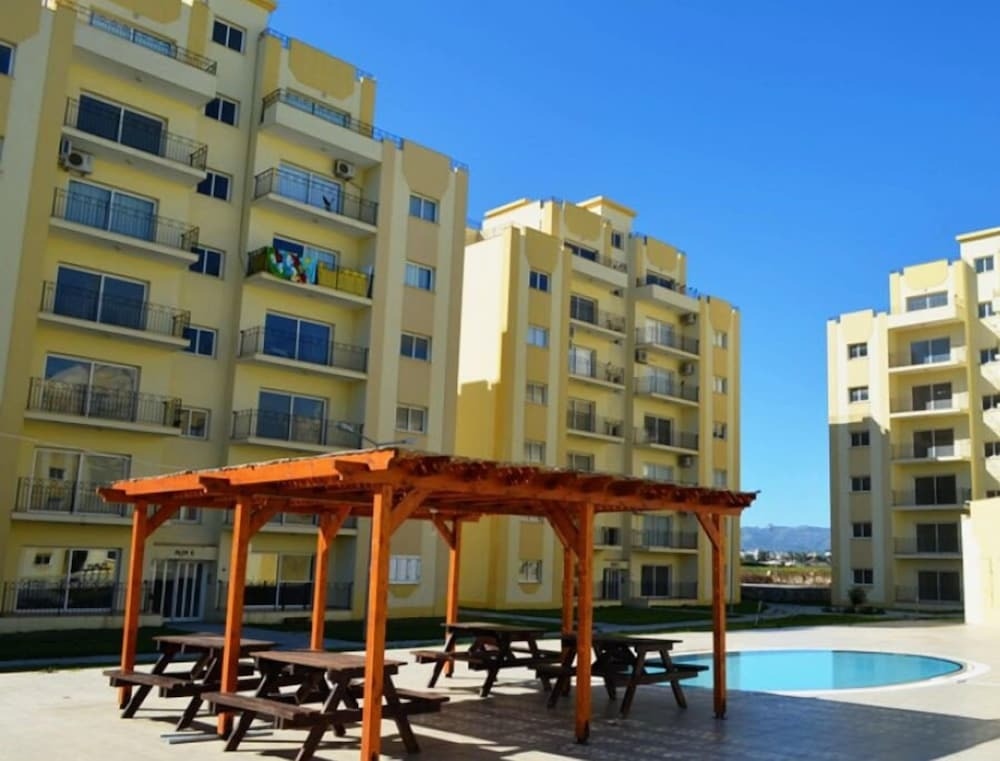 Begonvilla Court Block 1 Apartment 14