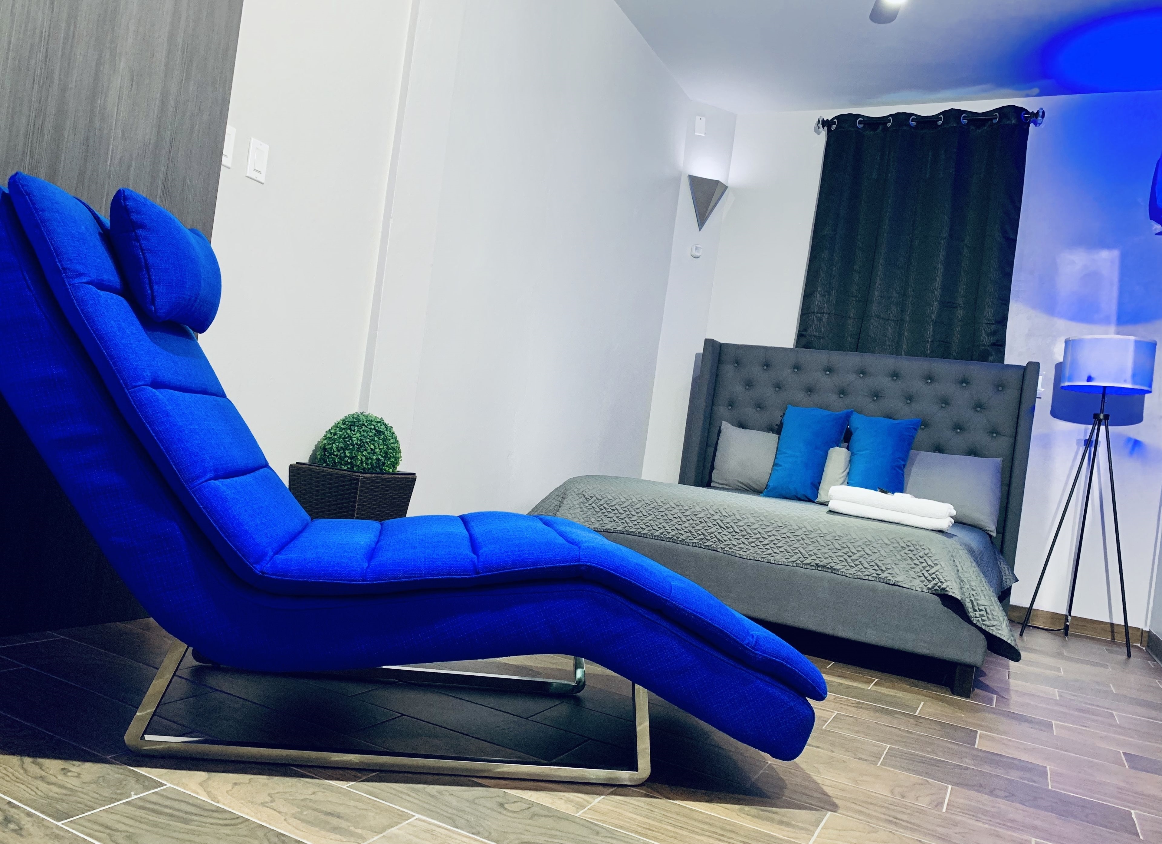 Modern Suite - Pasavento Building