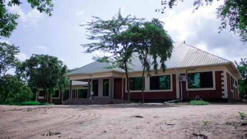 Mantis Lodge & Camping Site