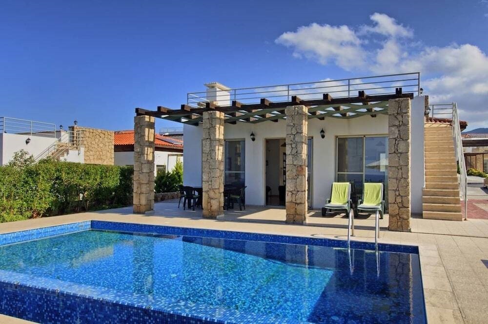 Villa Sweetwater Bay By Amy Villas