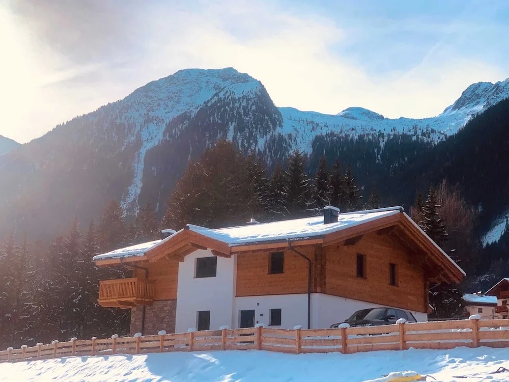 Luxurious Tauernlodge With Private Wellness Sauna
