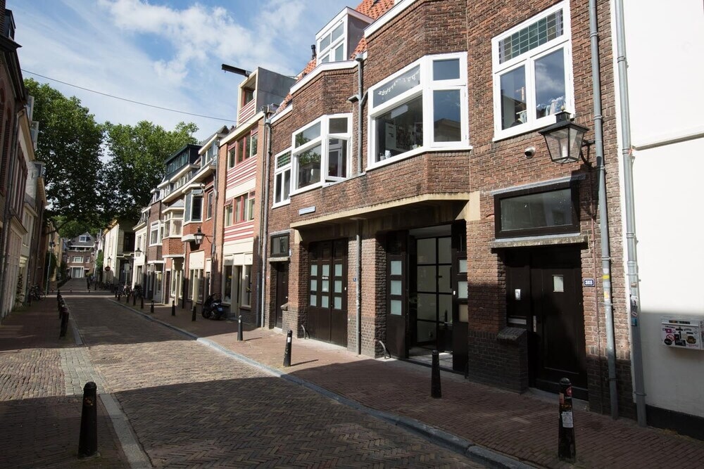 City District Apartment