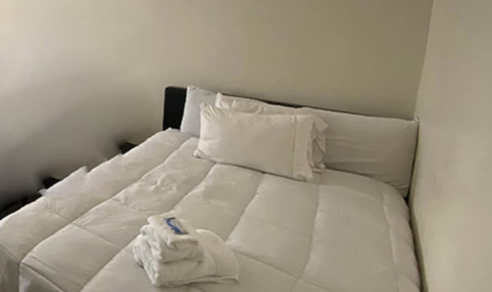 Island Comfort Bed & Breakfast