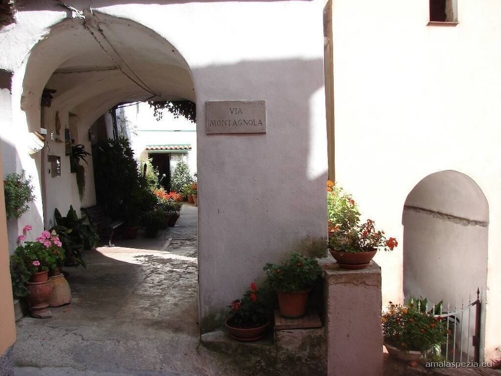 A Due Passi Da Levanto E Dalle Cinque Terre