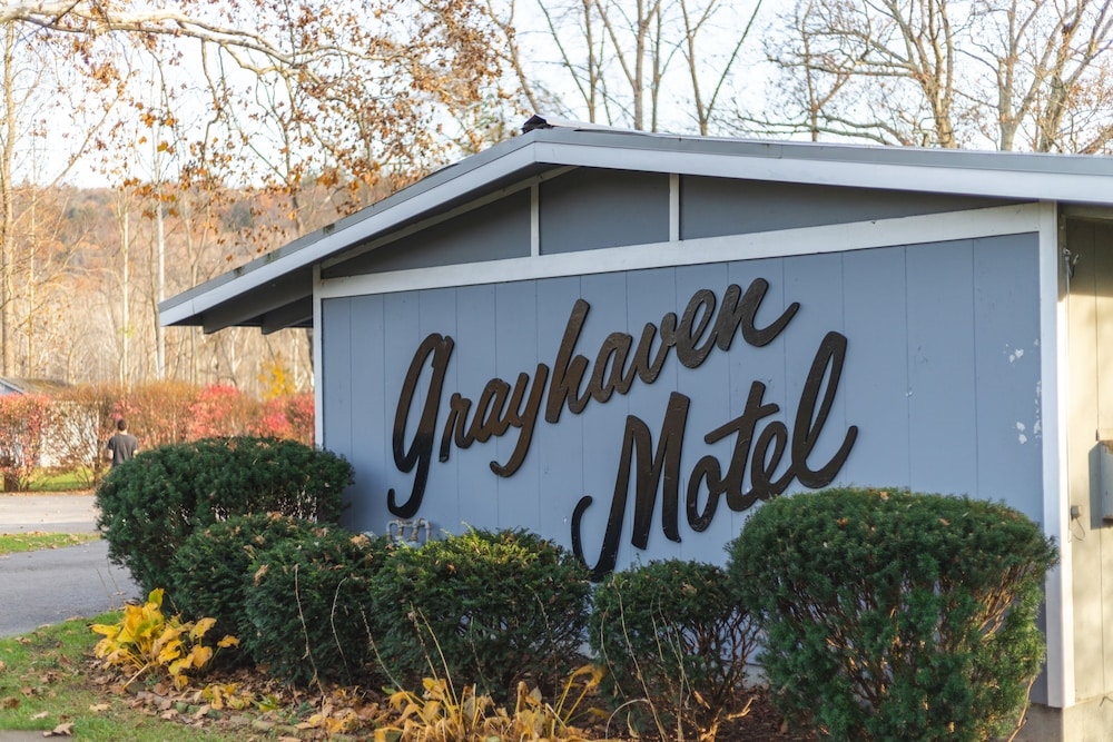 Grayhaven Motel