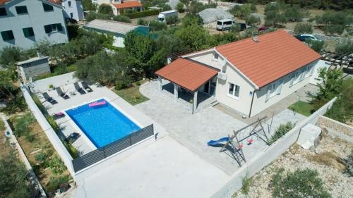Pool Villa Divna