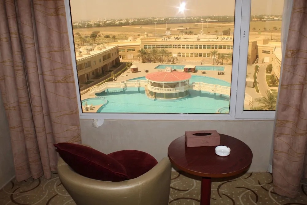 Al Salam Grand Hotel & Resort