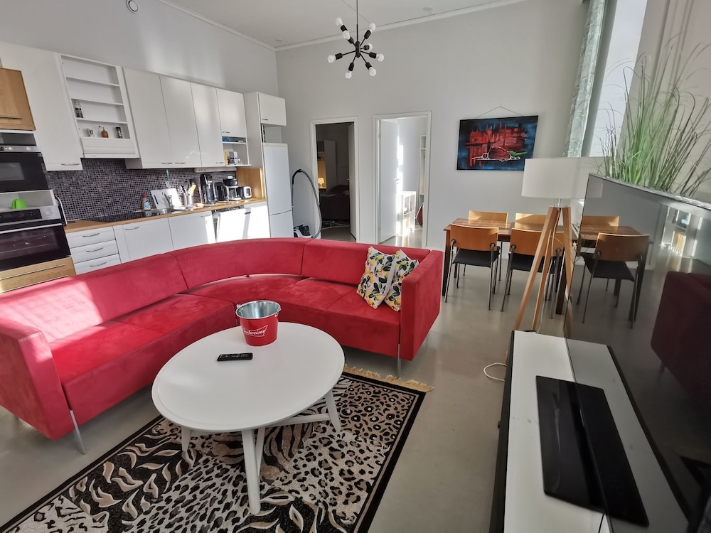 2-Bedroom Royal Apartment With Own Sauna In Kotka
