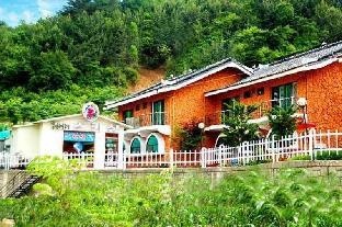 Muju Family House Pension