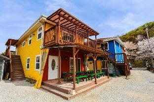 Gongju Man And Tree Pension