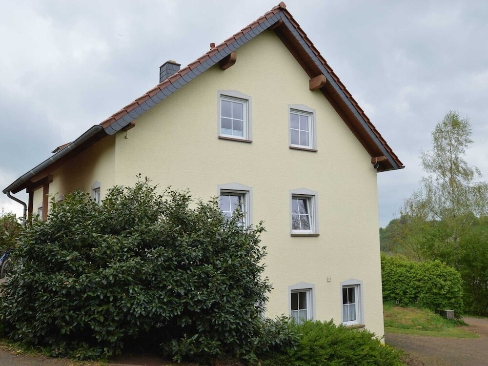 Comfy Apartment In Gransdorf With Garden