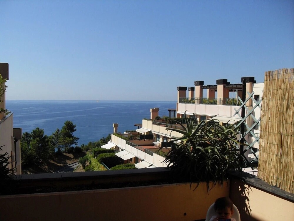 Casa Viola With Shared Pool Sea View