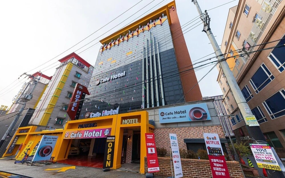 Cheonan Cafe Hotel