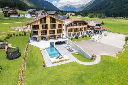 Hotel Tyrol