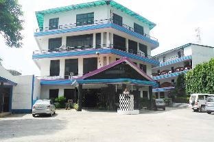 OYO 26724 Mid Way Tourist Resort