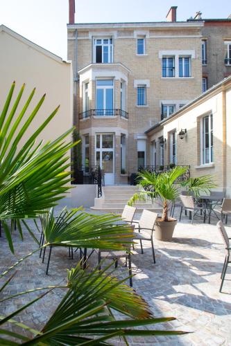 La Cave De L'avenue De Champagne