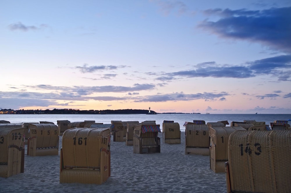Strandhotel Seeblick, Ostseebad Heikendorf (Adults Only)